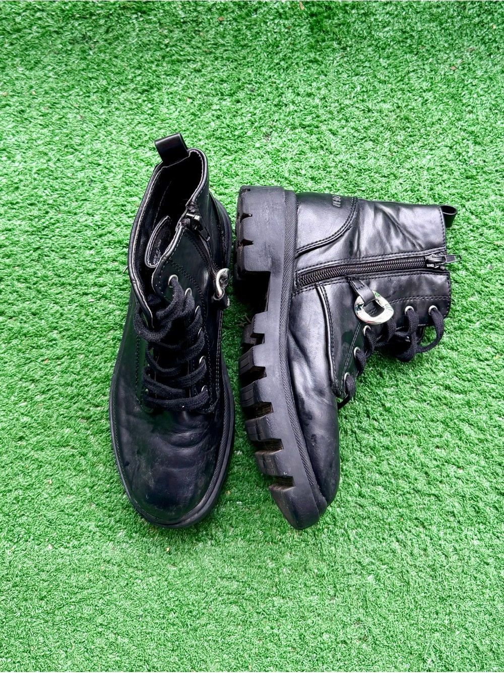 Steve Madden Kids Black Combat Boots Lace-Up Lug Sole Youth Size US 2